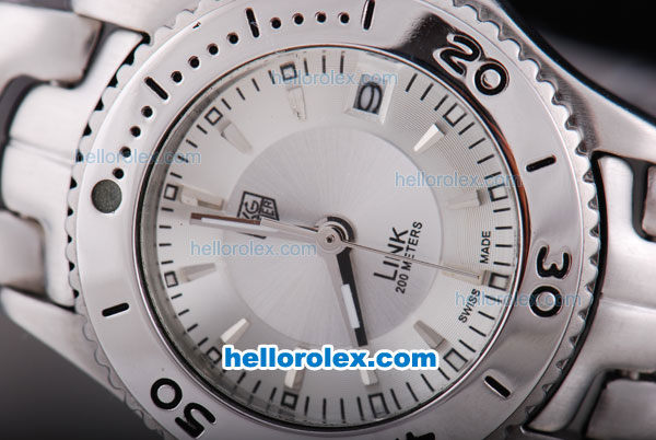 Tag Heuer Link 200 Meters Quartz Movement Silver Dial - Click Image to Close